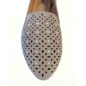 New White Mountain Faux Leather Laser Cut Ballet Flats w/ Bling Size 6